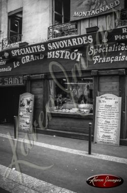 Black and White image of Paris Street Scenes