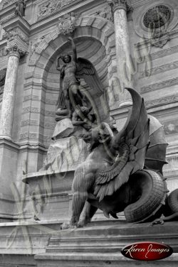 Black and White image of Paris Street Scenes