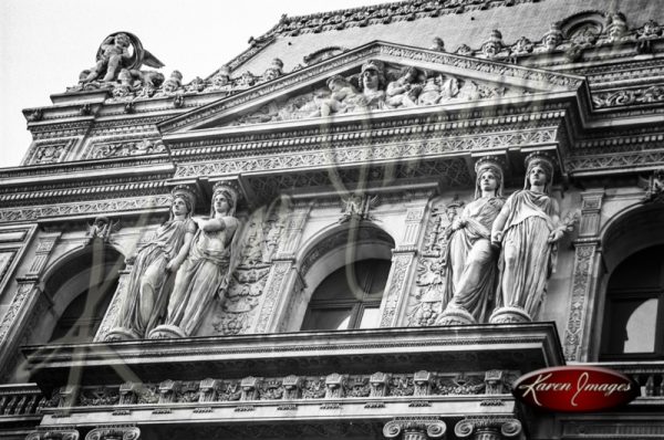 Black and White image of Paris Street Scenes