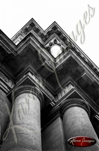 Black and White image of Paris Street Scenes