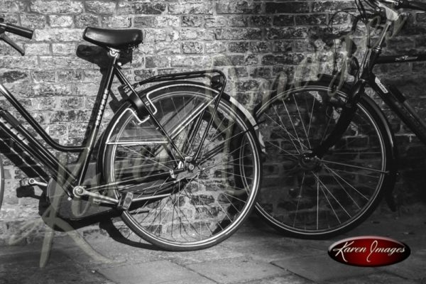 bike in brugge in black and white