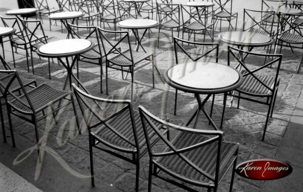 black and white image of the louvre paris france